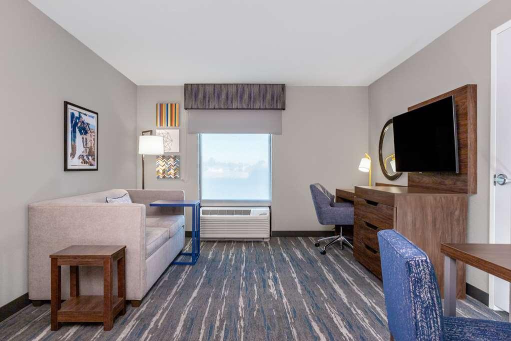 Hampton Inn & Suites Muncie Quarto foto